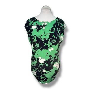 New York & Company Stretch Women’s Sleeveless Scoop Neck Top, Green, size XL